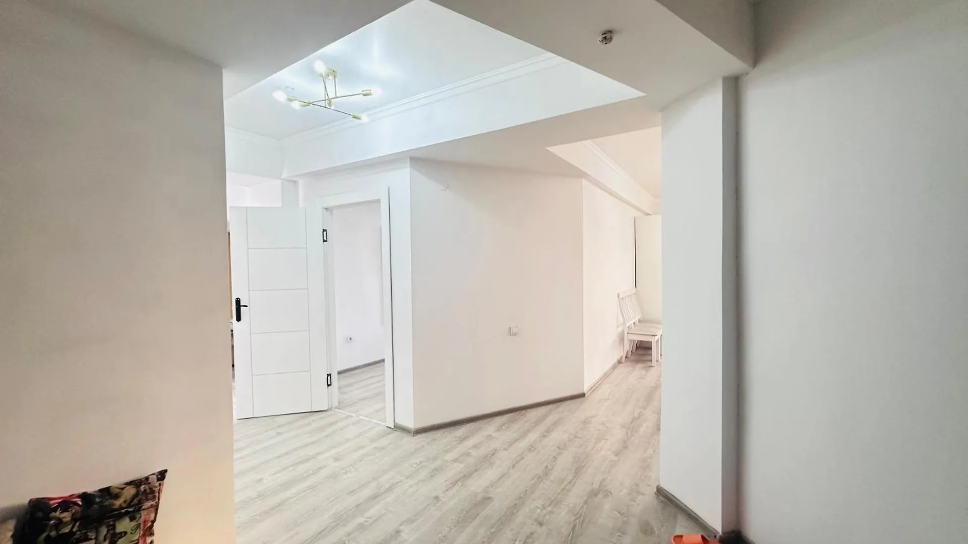 Apartment Огромные Апартаменты У Центра С 2 Ванными Комнатами Kazakhstan