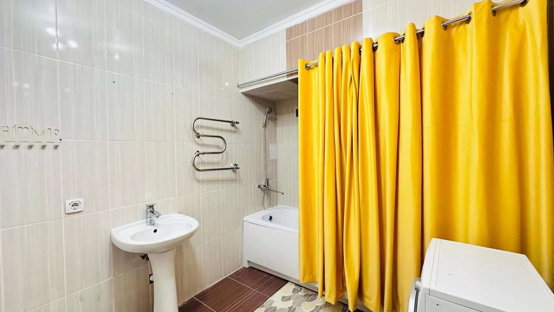 Apartment Огромные Апартаменты У Центра С 2 Ванными Комнатами